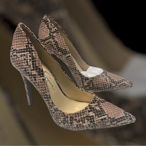 Jessica Simpson Tan Snakeskin Heels